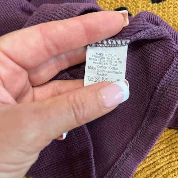 Brandy Melville Purple Ribbed Button Crop Top One Size - Picture 3 of 5